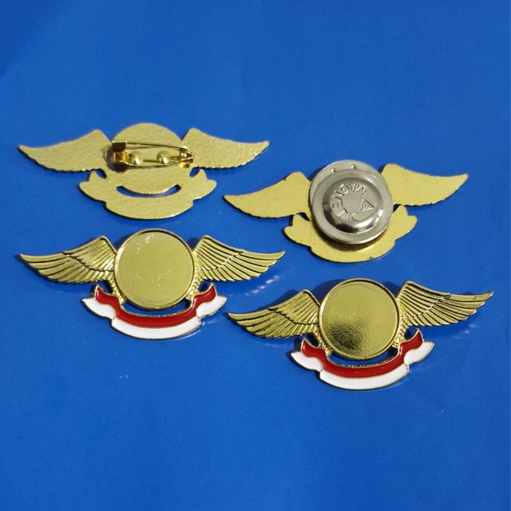 Pin logo model wing Polosan Bahan cor kuningan / Pin wing tanpa logo