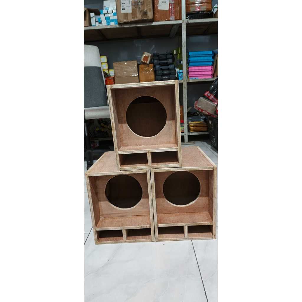 BOX SPEAKER MODEL MINI SCOOP 6 INCH  BAHAN TRIPLEK SEMIMERANTI 12MM