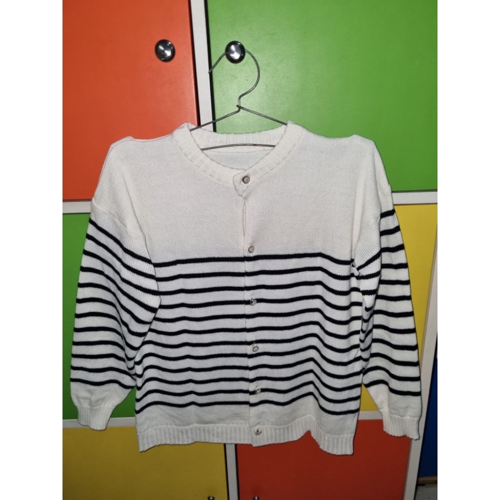 cardigan wanita motif garis