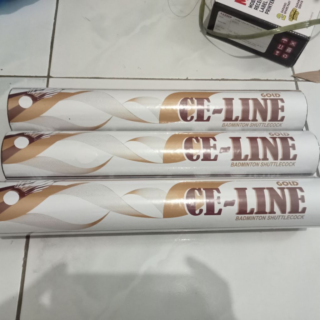 CE-LINE GOLD SHUTTLECOCK ORIGINAL