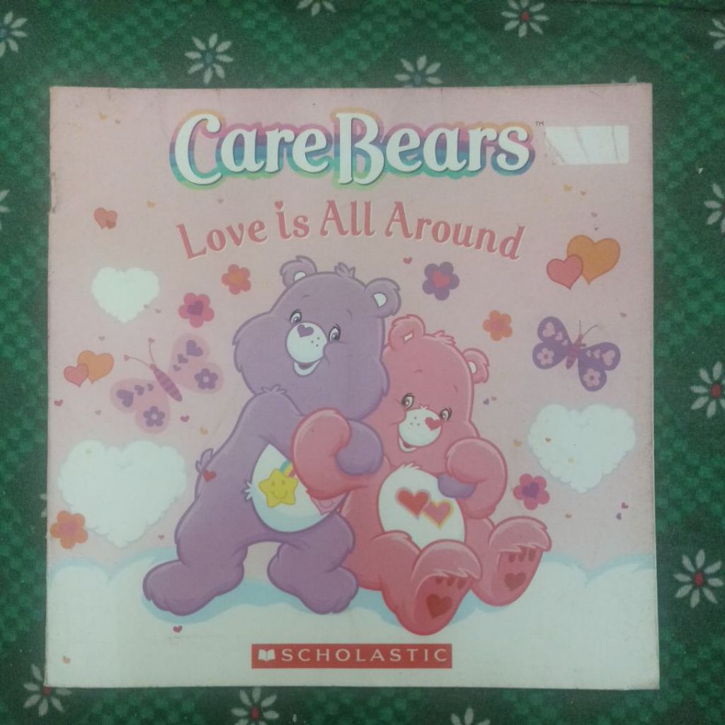Preloved buku anak Care Bears Love is All Around