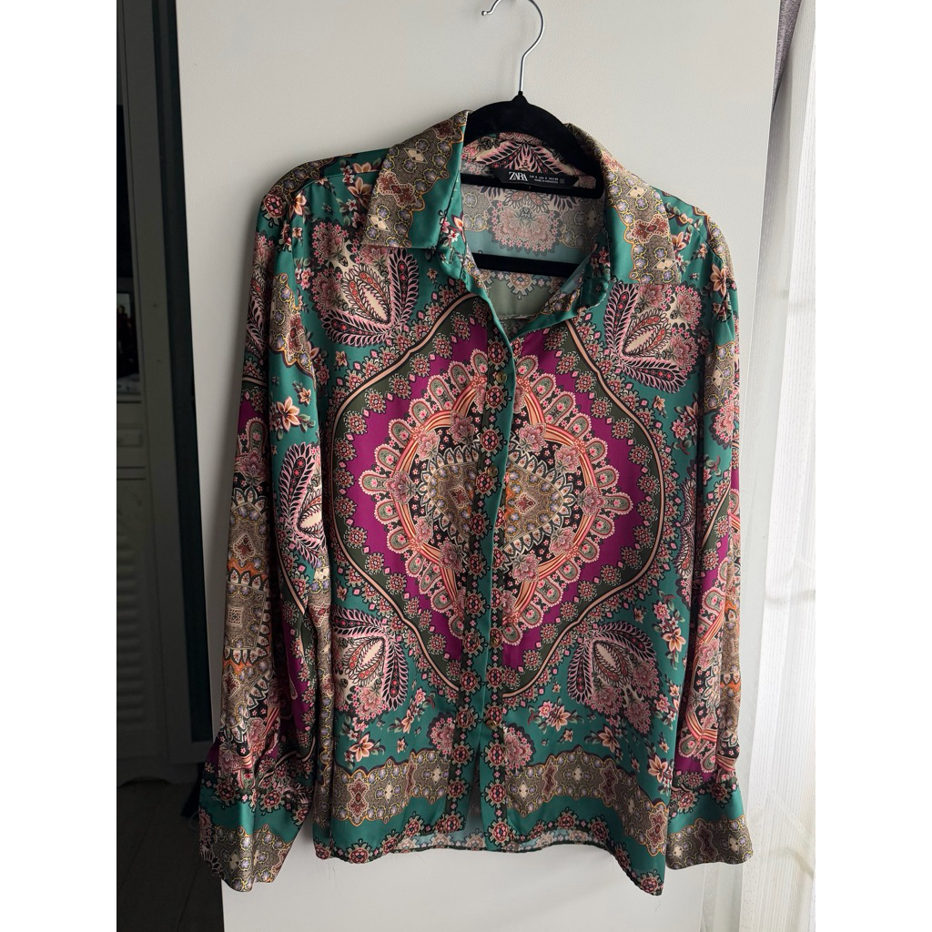 kemeja zara preloved satin shirt zara zara second