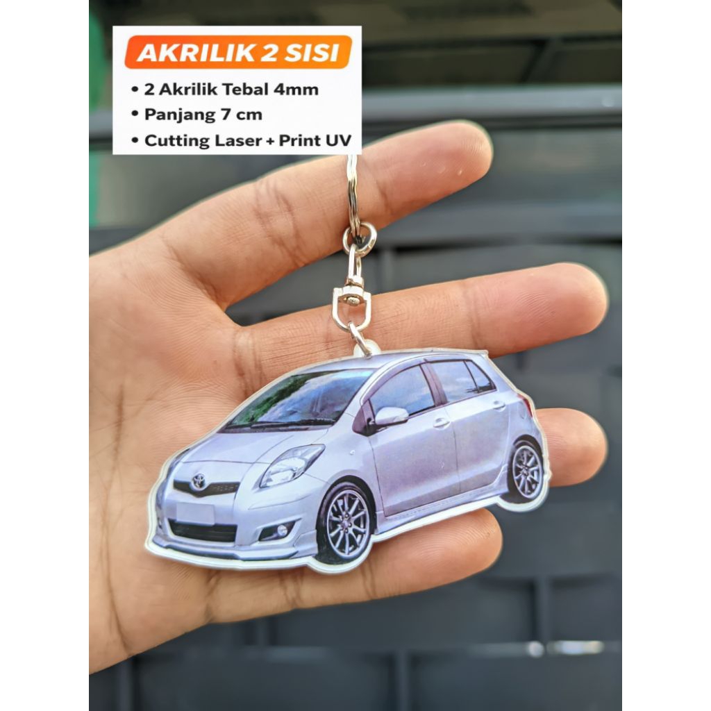 Gantungan kunci akrilik custom mobil Toyota Yaris