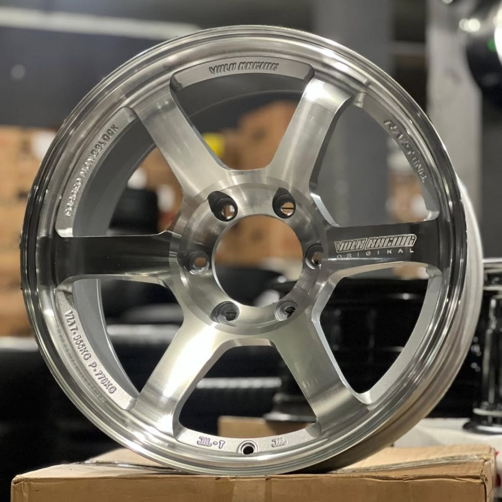 velg mobil ring 18 et 0 VOLKRAYS TE37 FULL POLISH R18 velg racing Fortuner triton Ford everest pajer