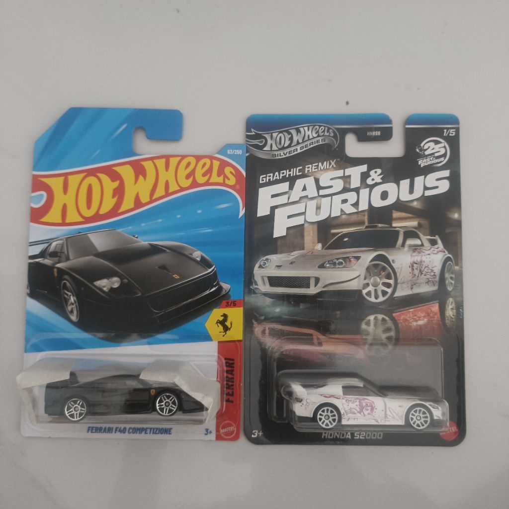 Paket Hot Wheels Ferrari F40 dan Honda S2000