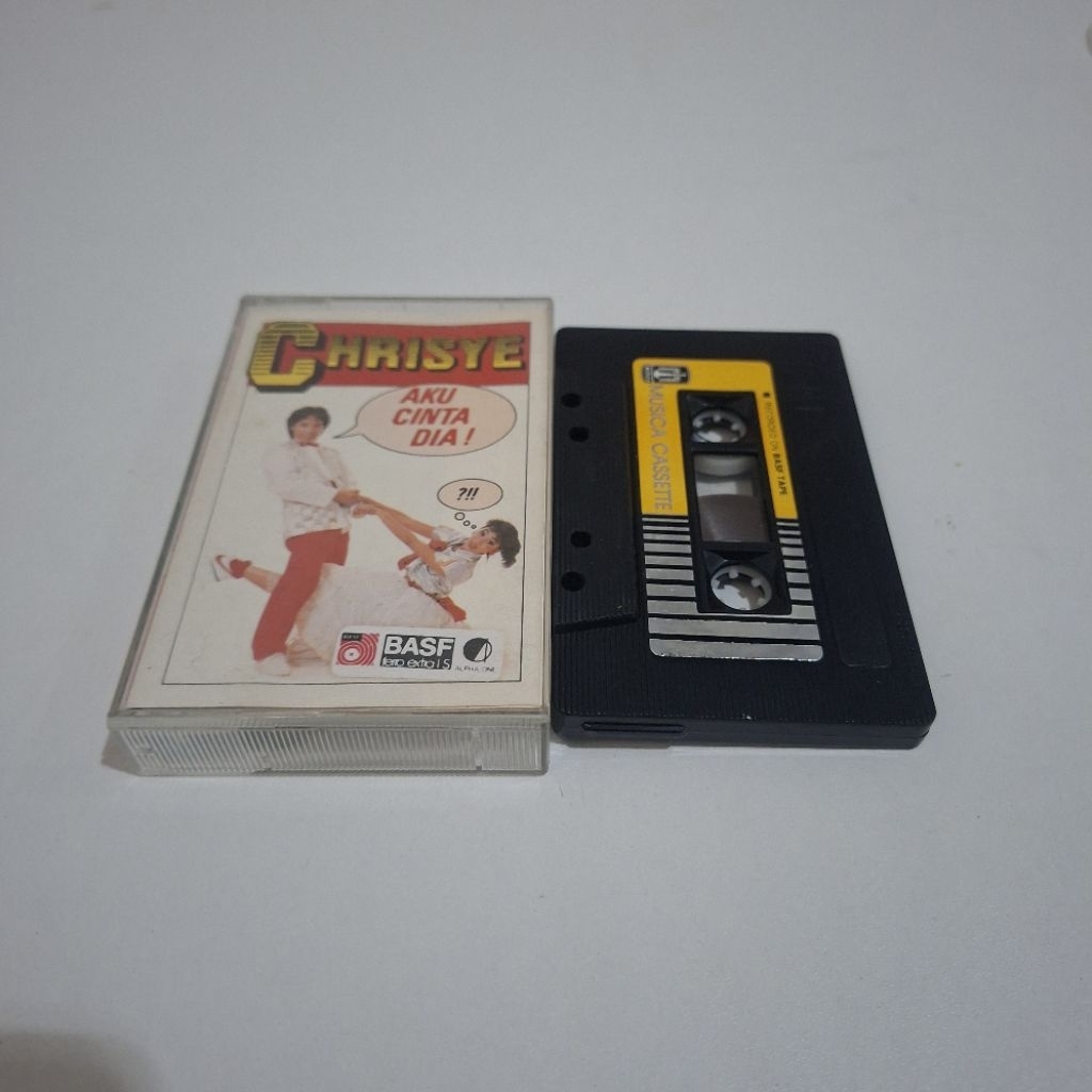 Kaset Pita Chrisye - Aku Cinta Dia