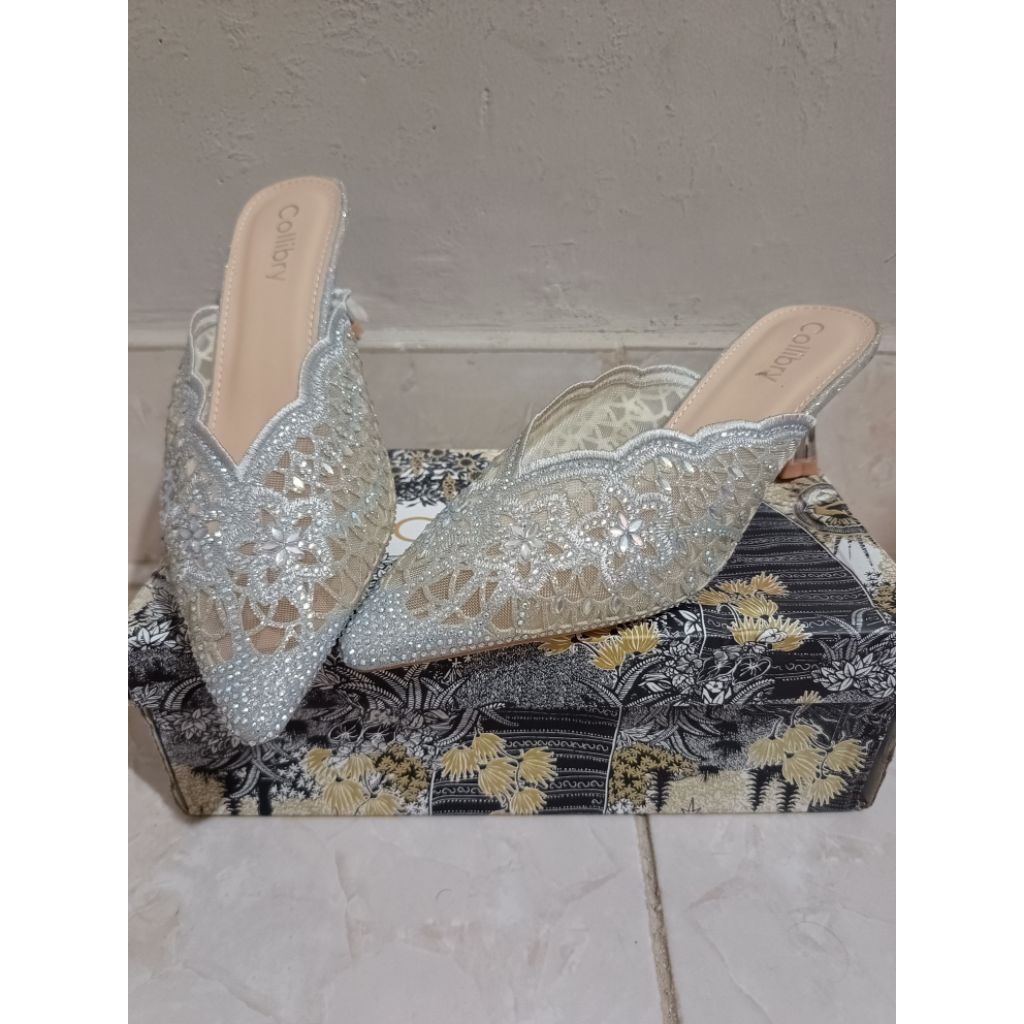 [PRELOVED] Sendal Pesta Collibry Diana