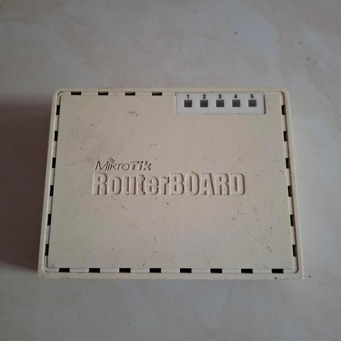 Mikrotik RB750