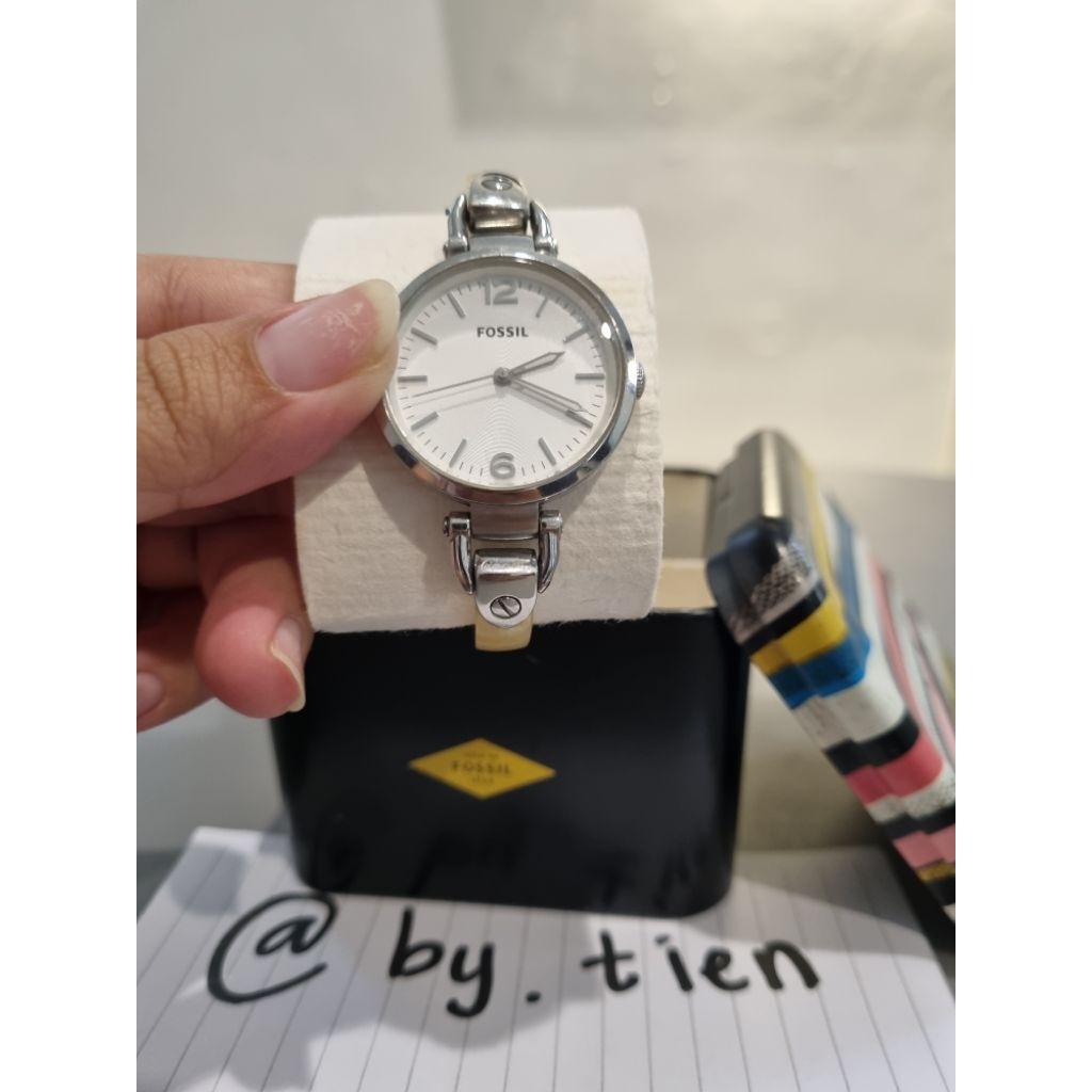 preloved fossil watch