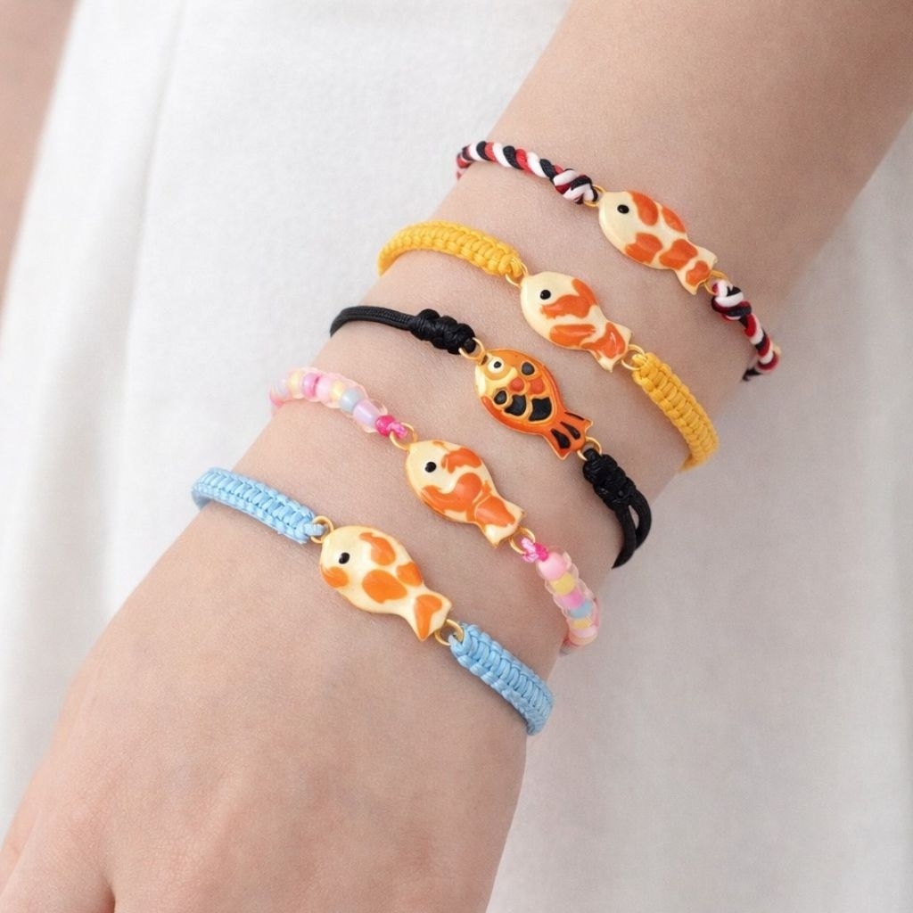 Gelang Emas Ikan Koi - Toko Emas Gadjah