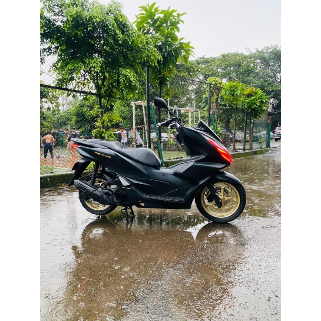 Honda PCX 160cc keylles cbs iss fi modif 2021