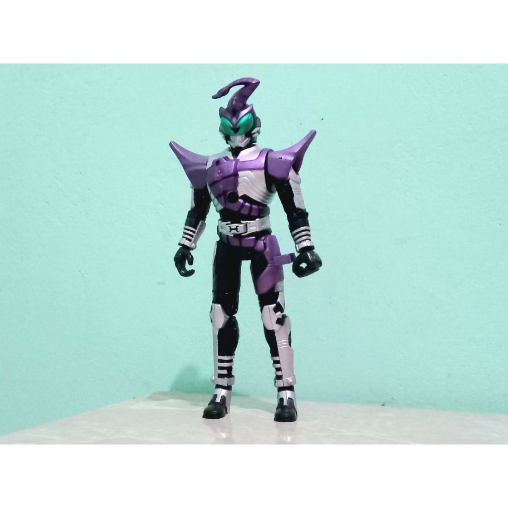 Cast Off Rider 4 Kamen Rider Sasword