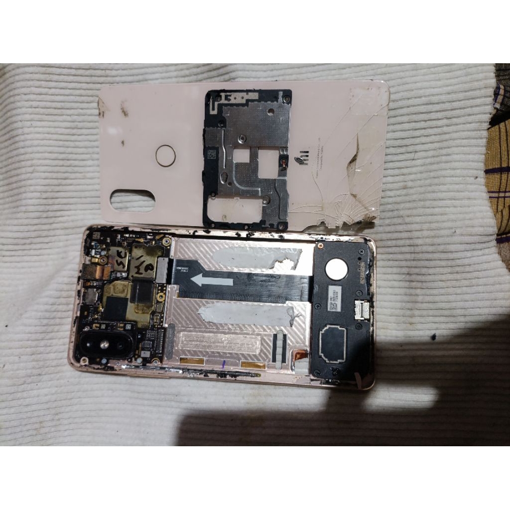 mesin Xiaomi MI 8 SE normal