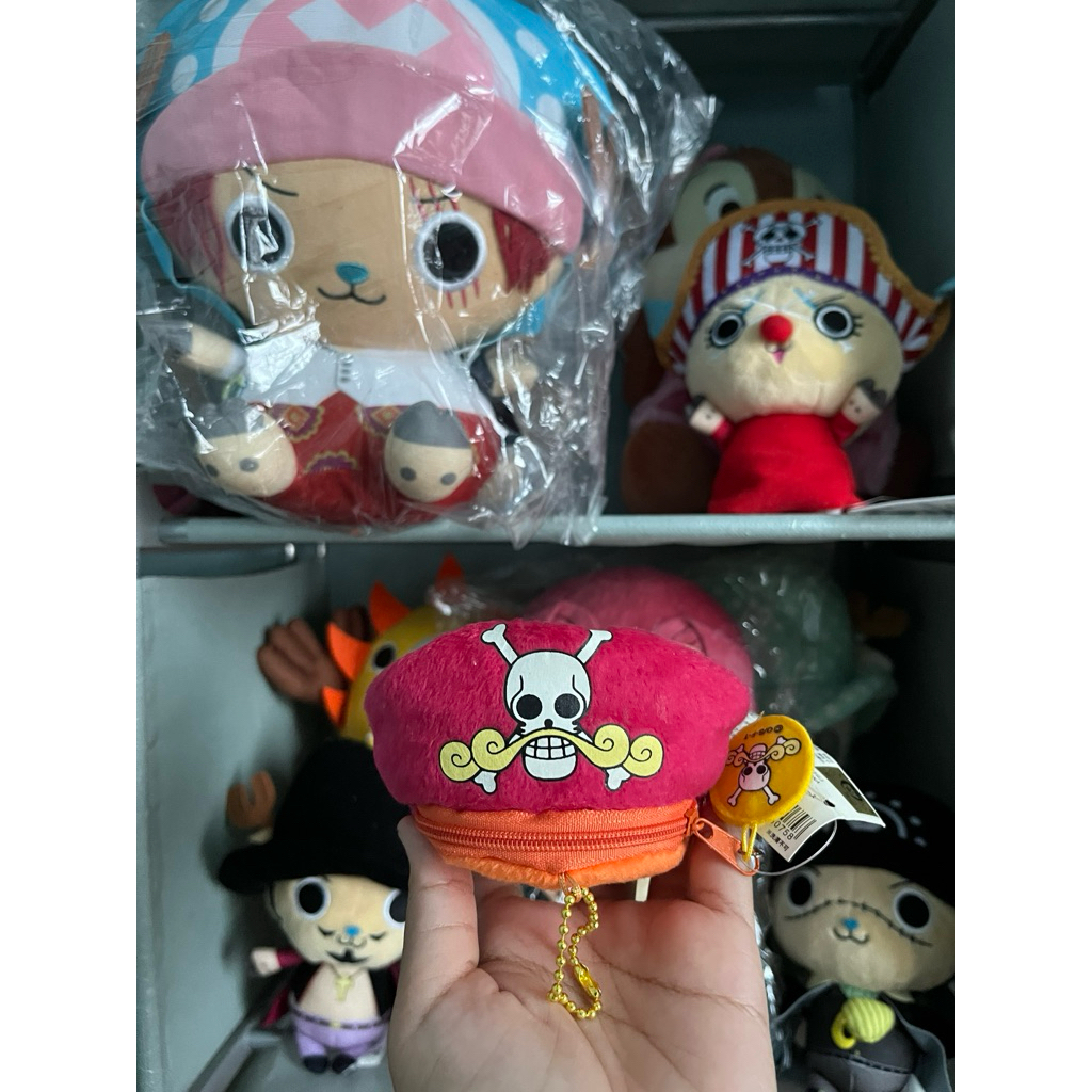 ganci one piece topi roger