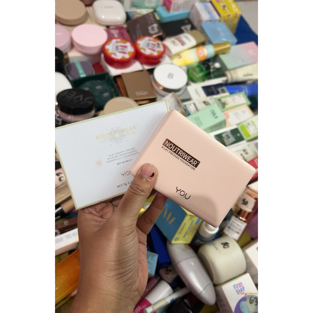 you pressed foundation noutriwear