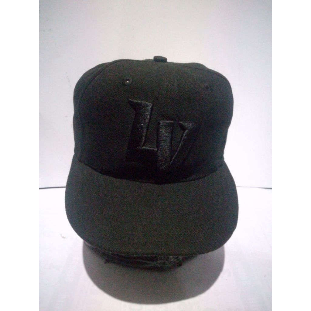 Topi new era Logo LV bordir second