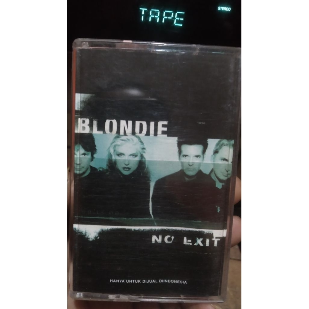 kaset pita blondie-no exit