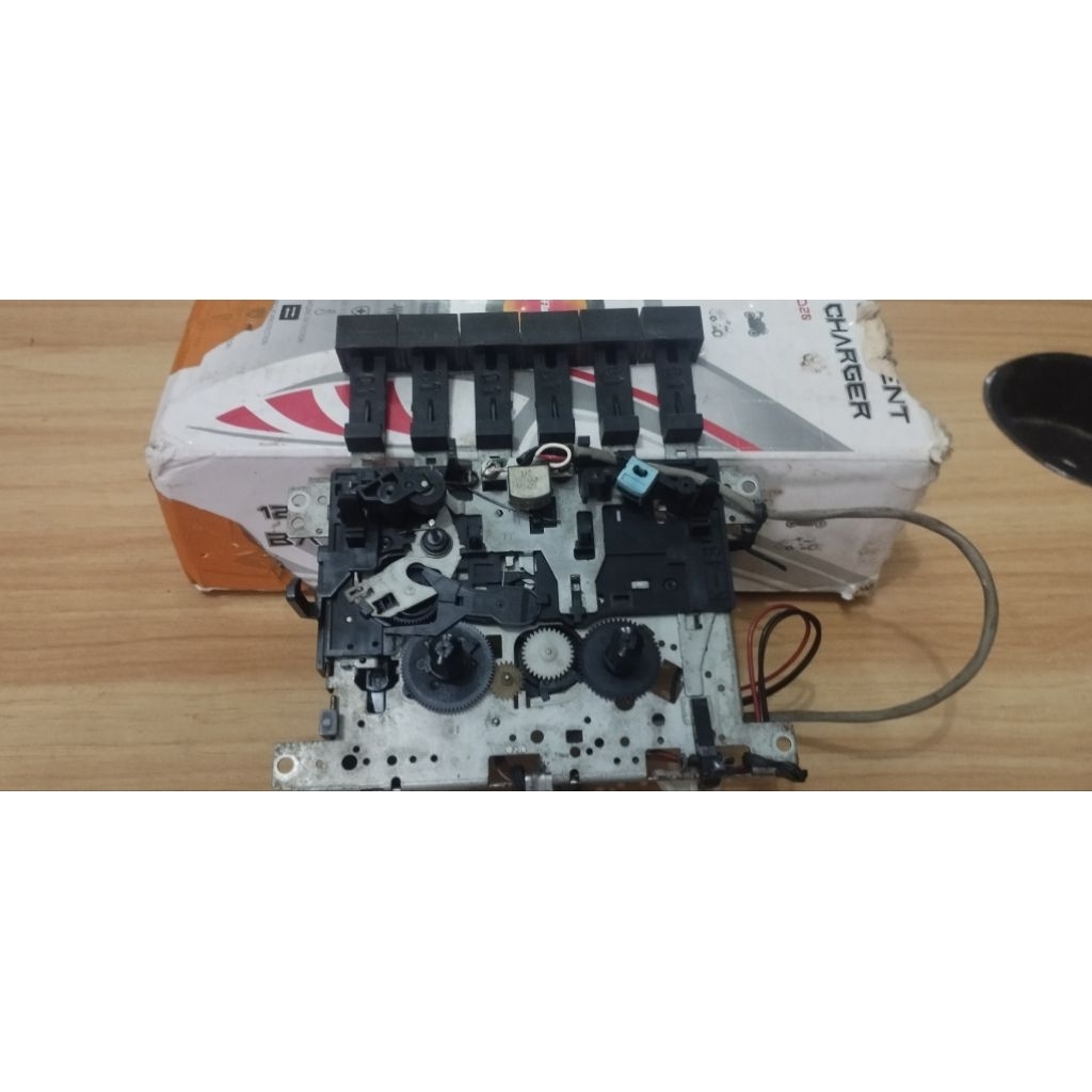 Mekanik tape Polytron PSC 34 kotak lawas