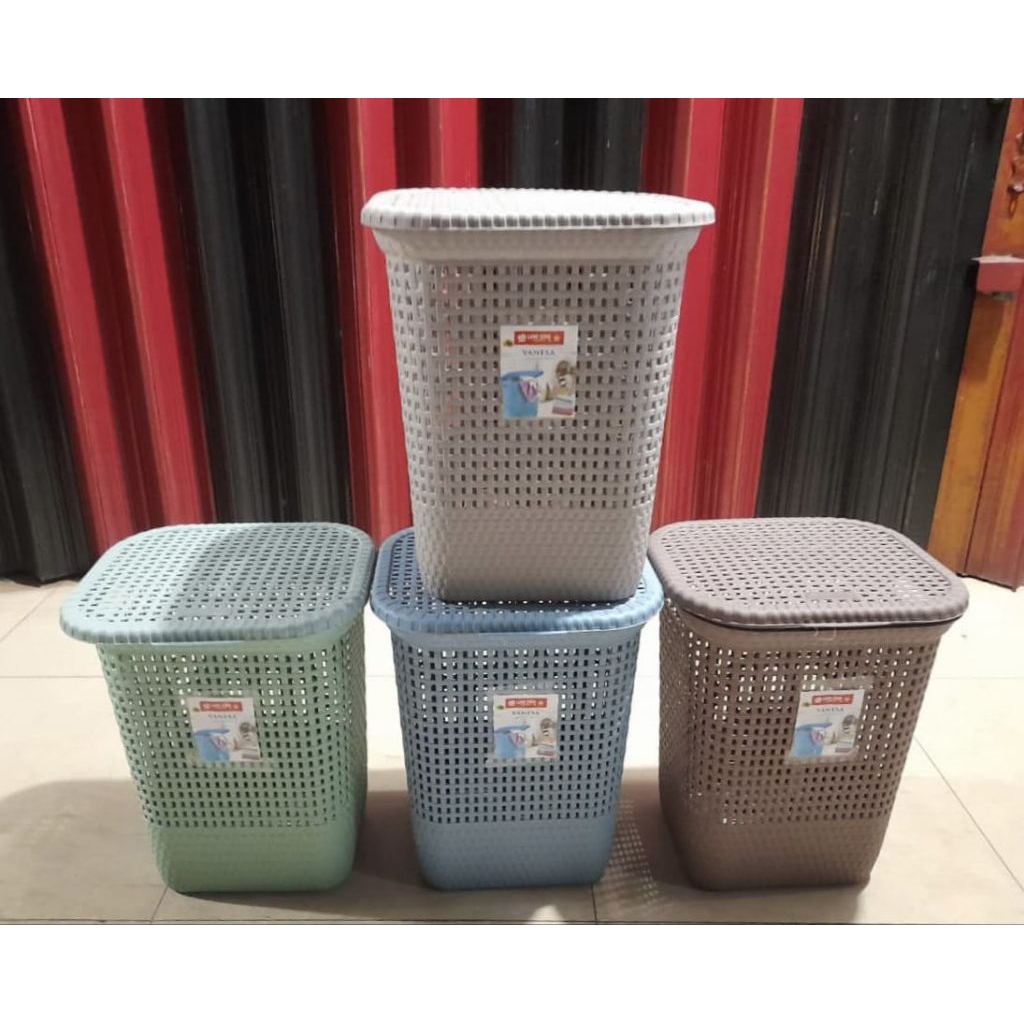 Keranjang laundry tutup