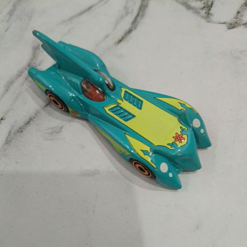 Loose Hotwheels batmobile scooby doo Hw Screen Time Mulus
