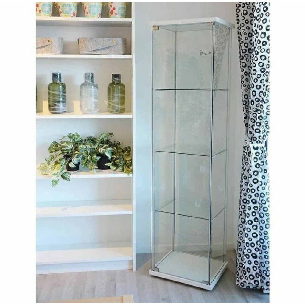 Lemari Display Kaca