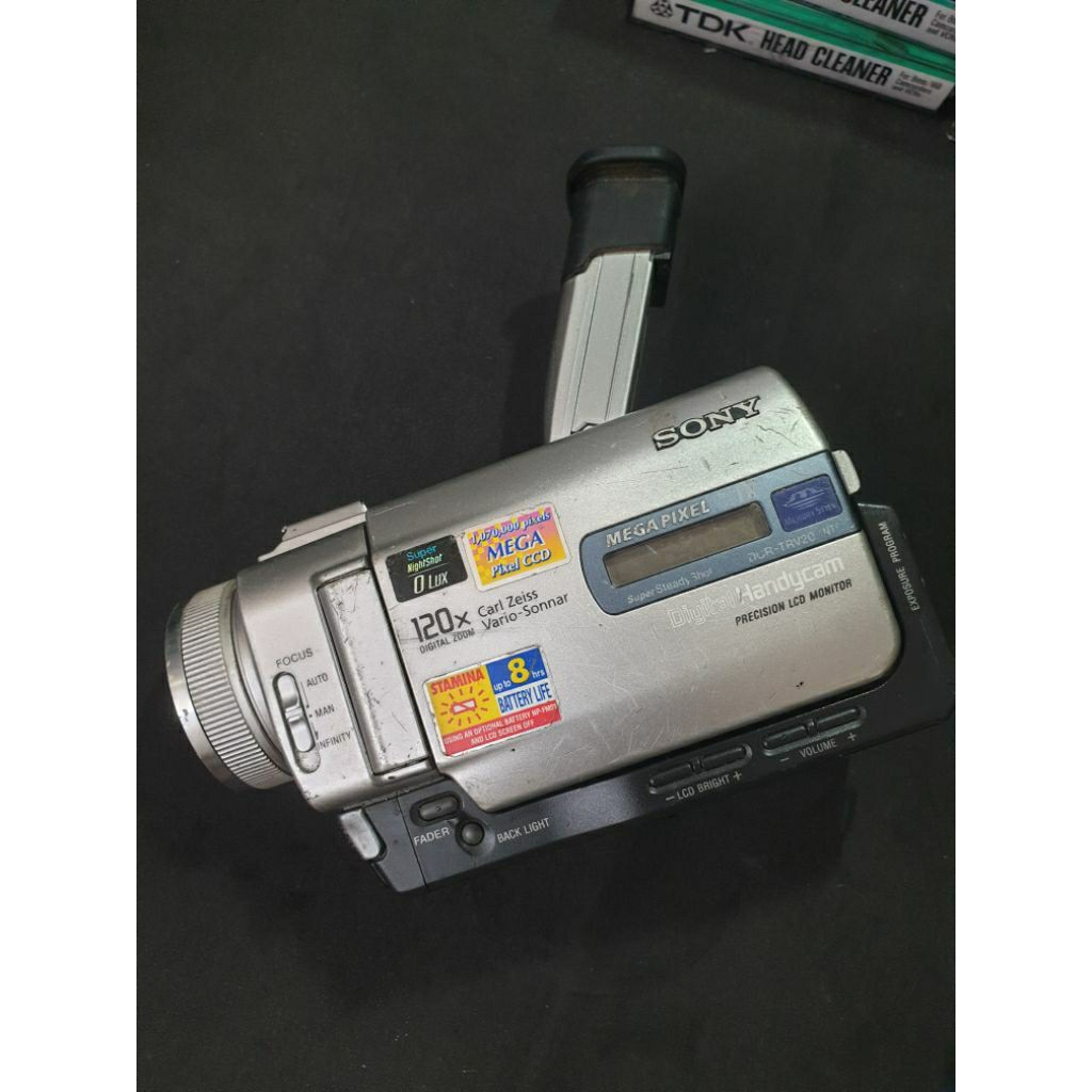 Handycam sony DCR-TRV20