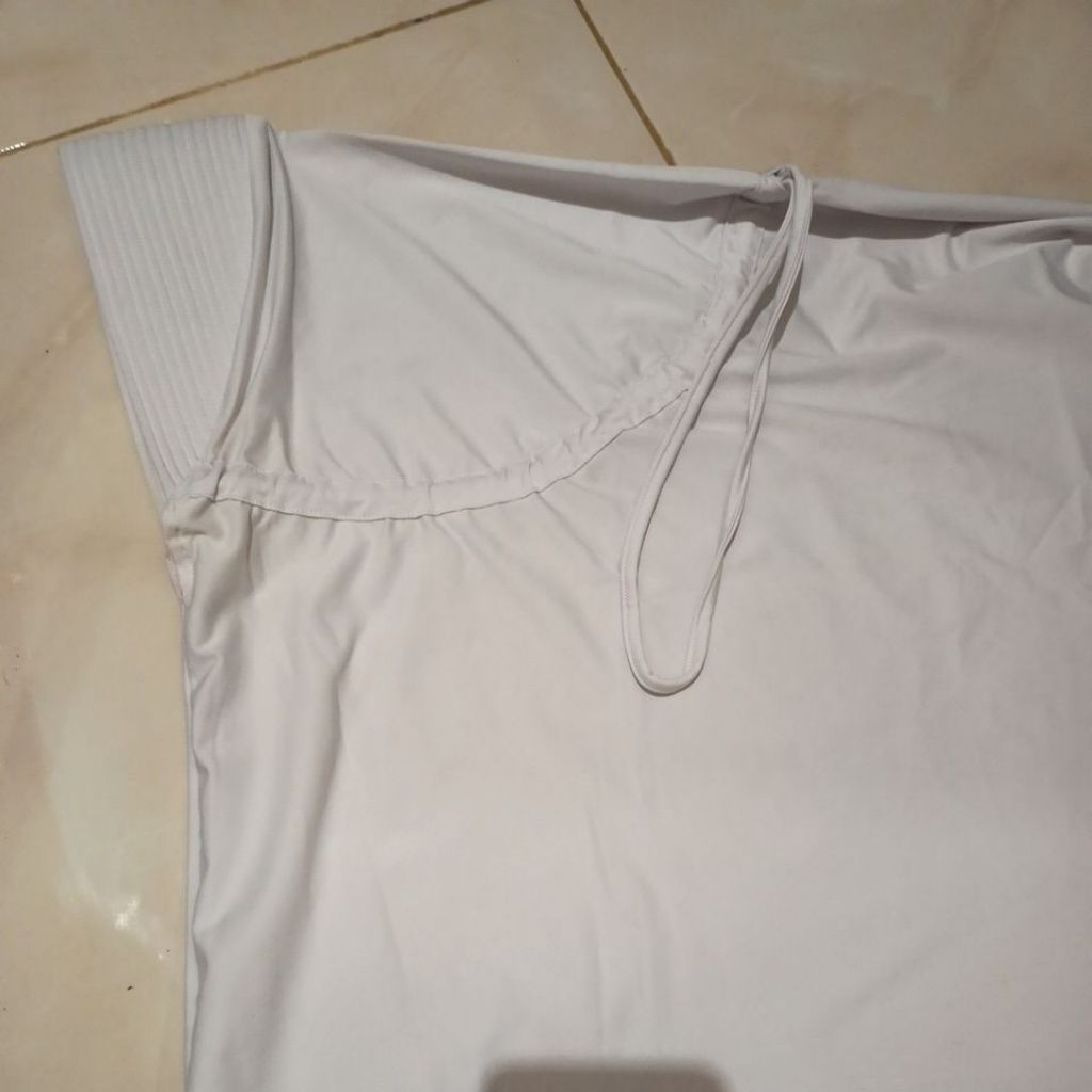 Preloved Jilbab Putih Jersey Jumbo