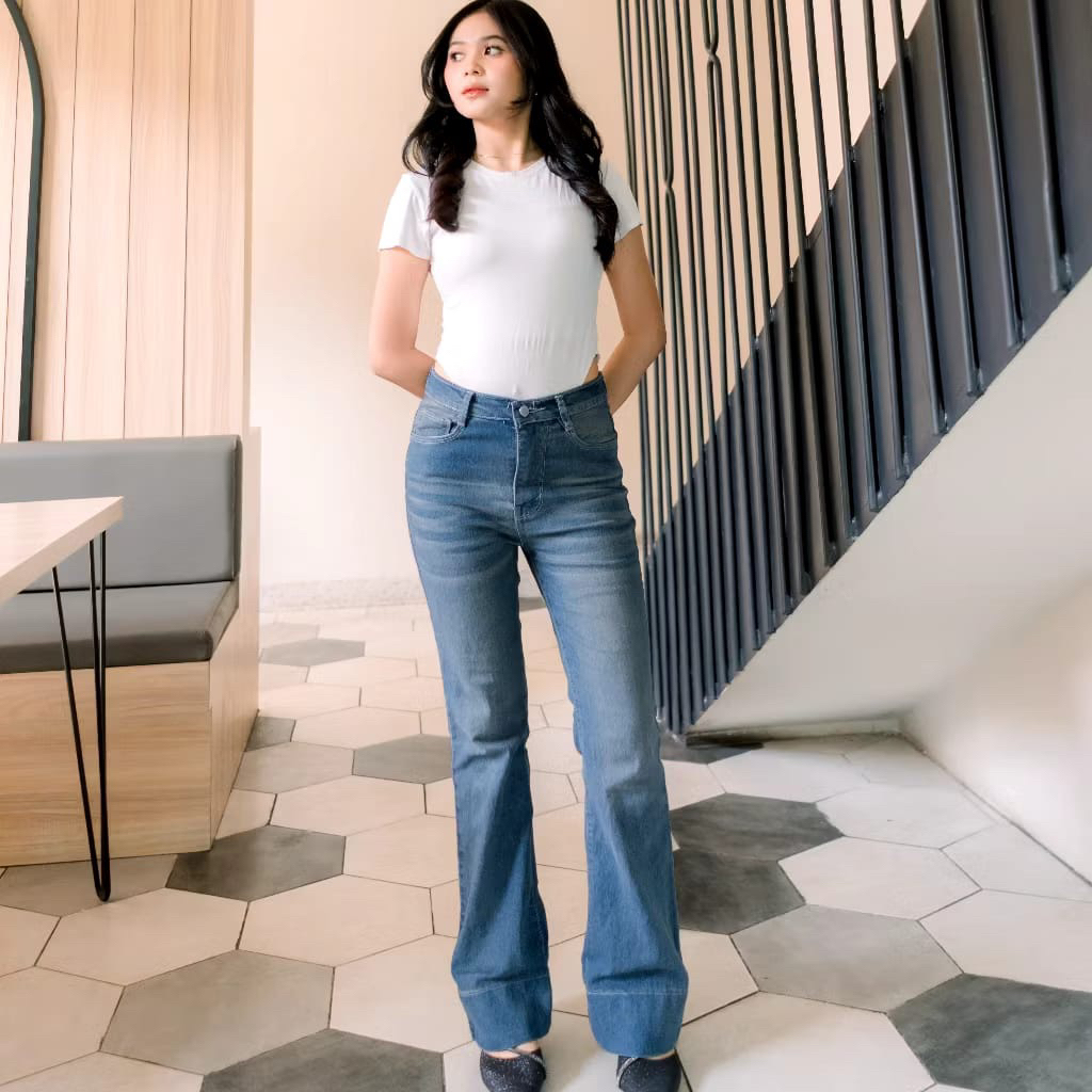 Cutbray Highwaist Lipat Lebar Melar Strechy