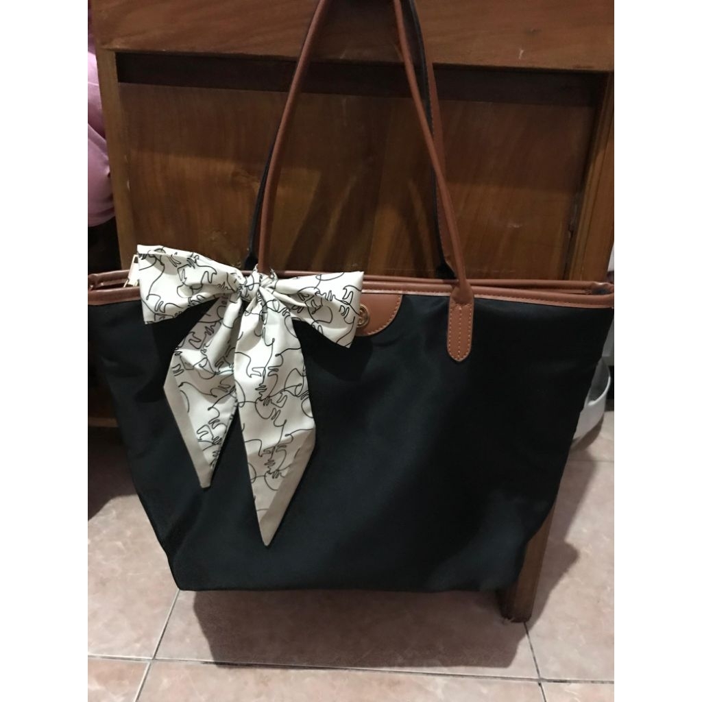 [PRELOVED] Totebag Bostanten