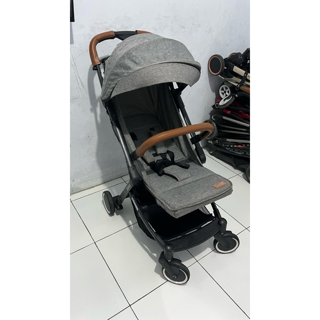 Preloved Stroller Babydoes Esmio