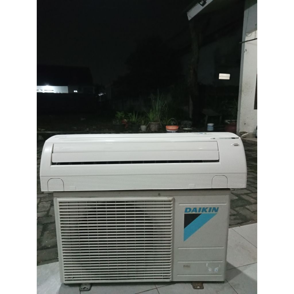AC DAIKIN 0,5 PK + Pasang