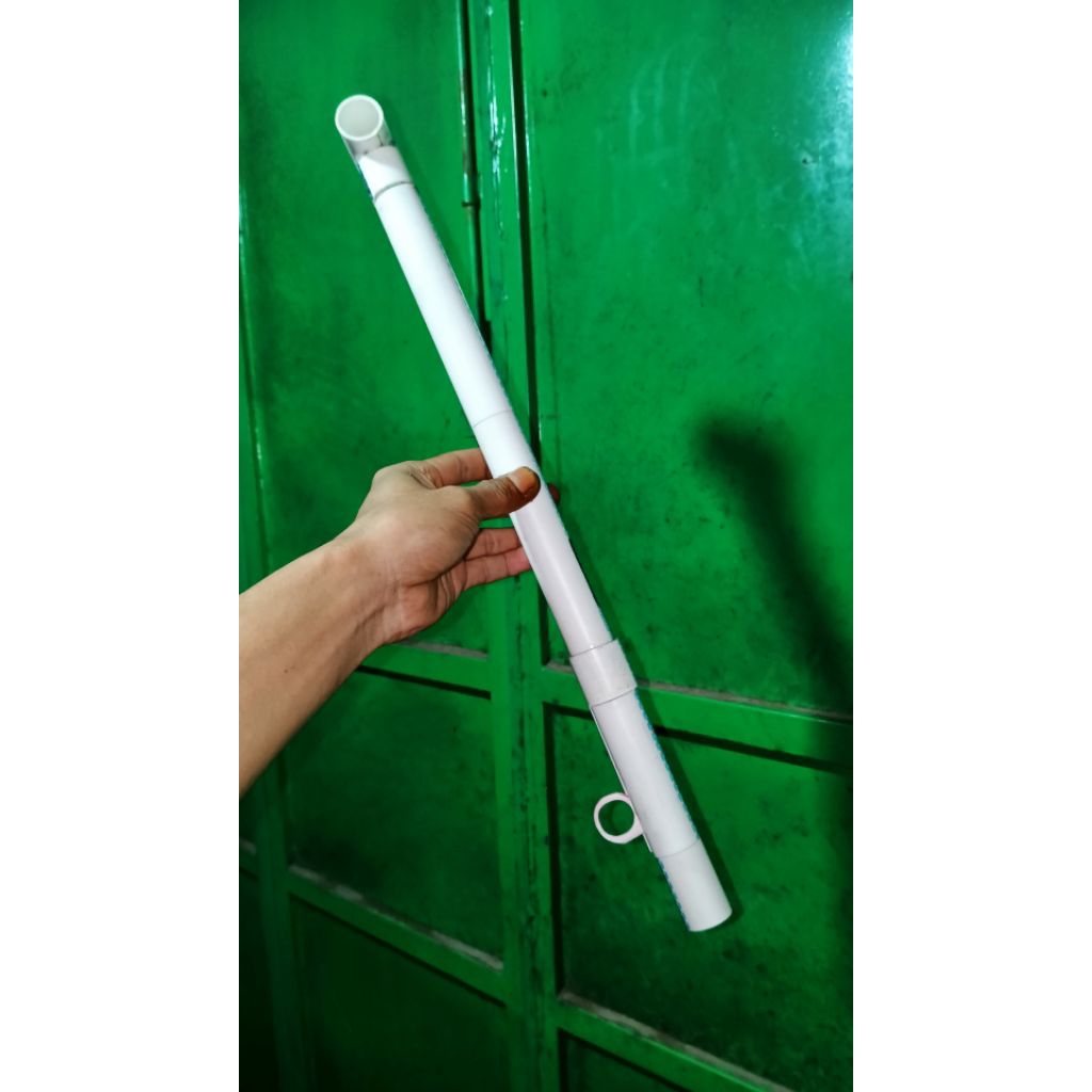 satu set pompa tangan model .T.pipa paralon dobel 3/4