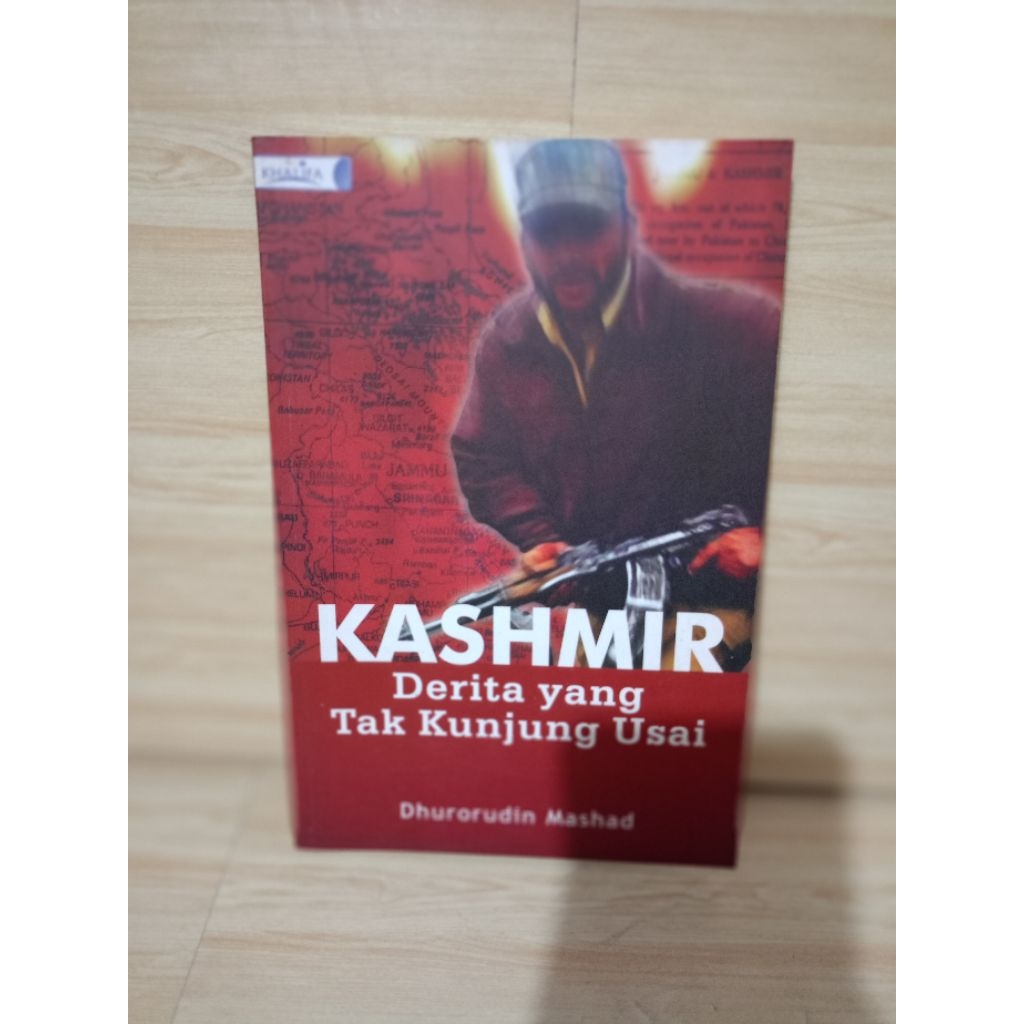 KASHMIR DERITA YANG TAK KUNJUNG USAI by dhurorudin mashad