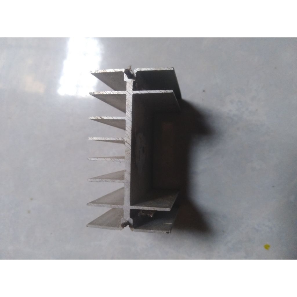 pendingin transistor