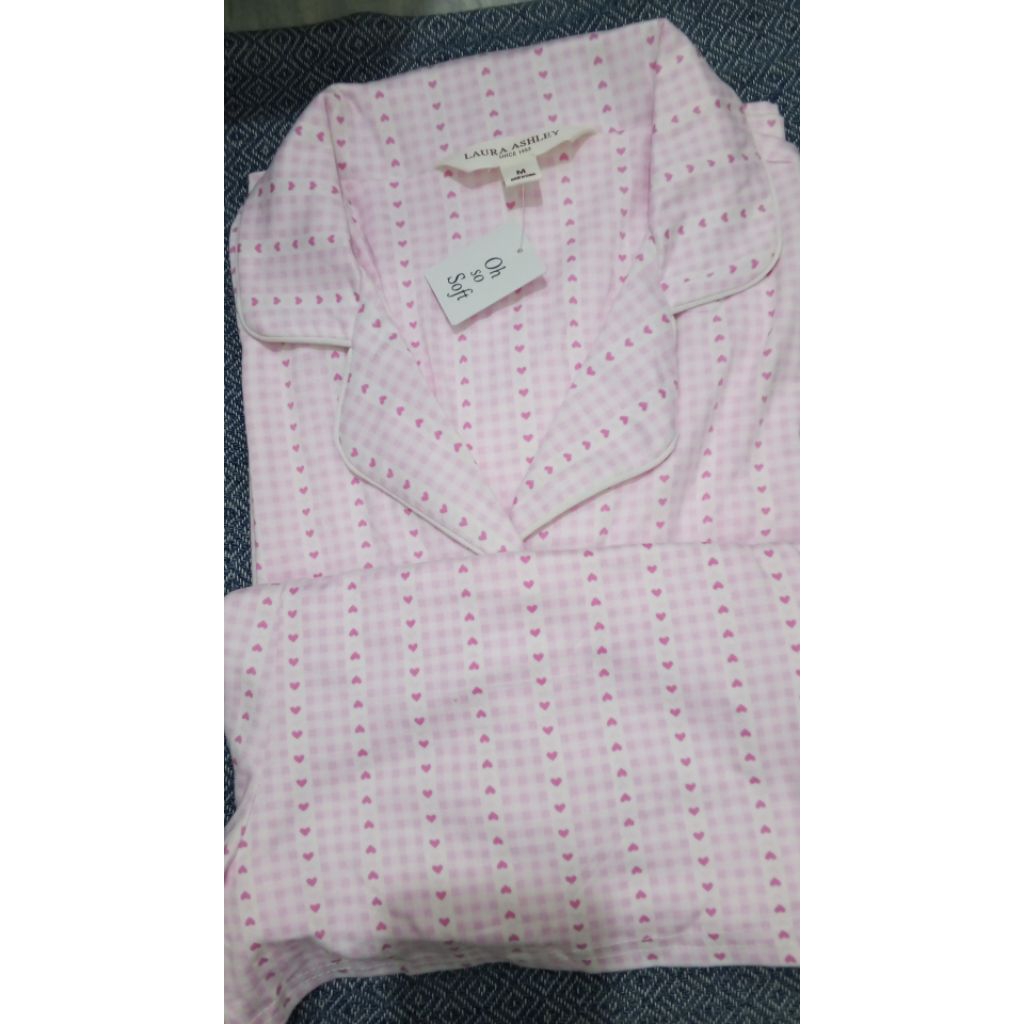 Piyama dewasa Laura Ashley