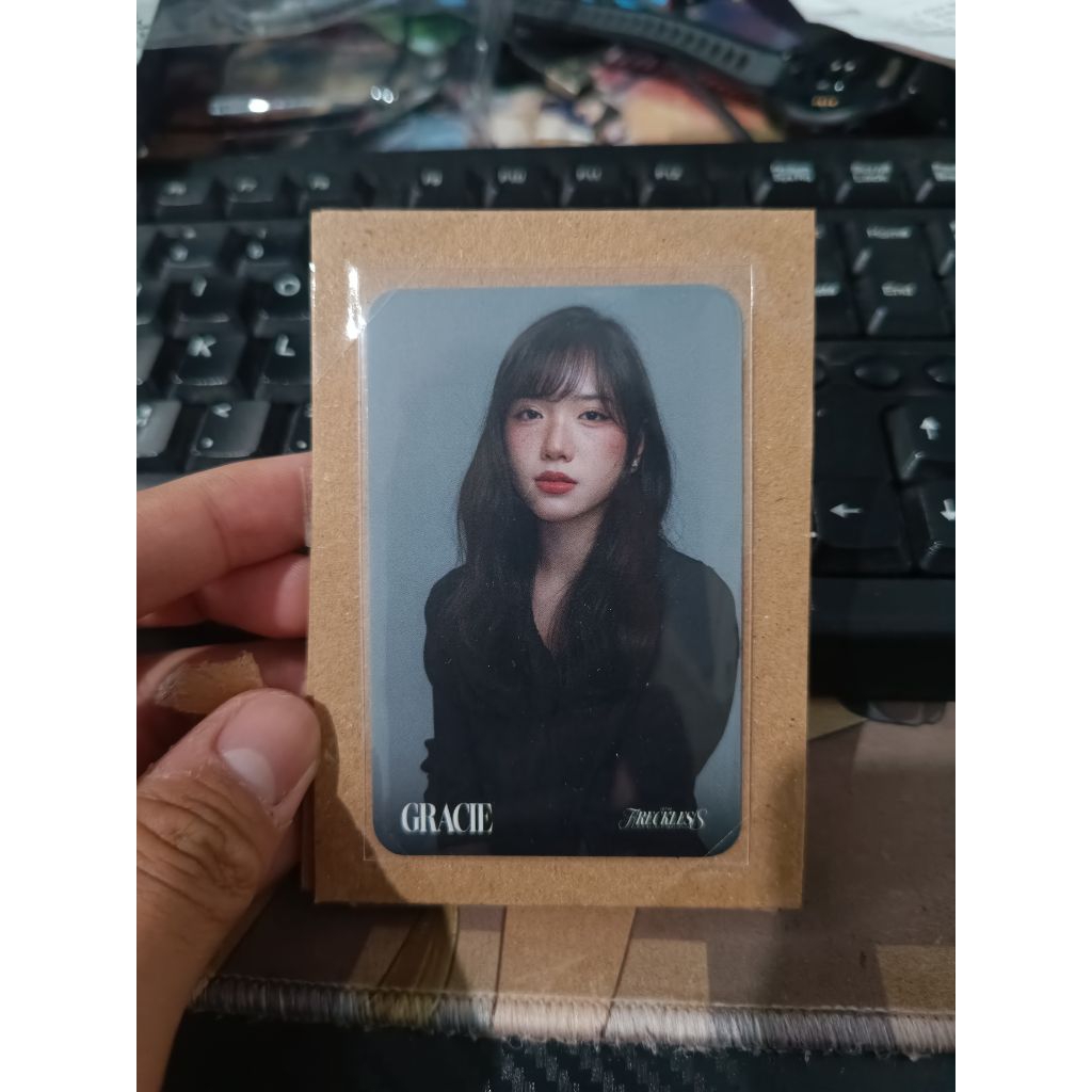 PC/Photocard Gracie Kalender 2026 JKT48 Freckless