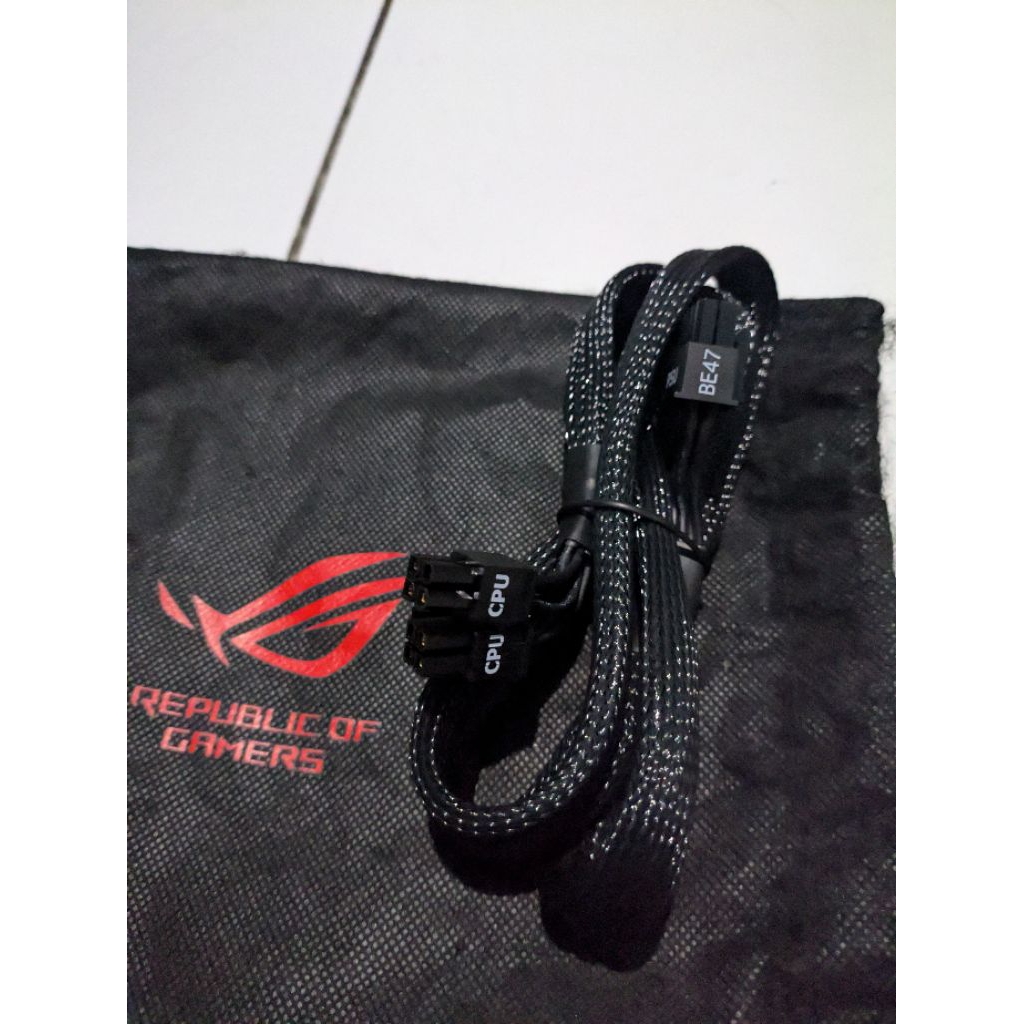 Kabel modular cpu 8 pin ROG STRIX 650w