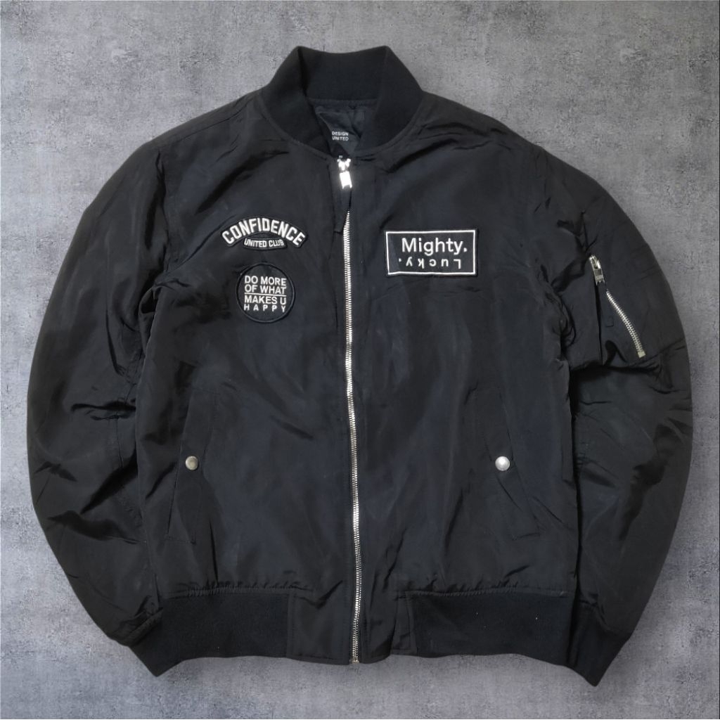 design united bomber puffer jacket used verygood