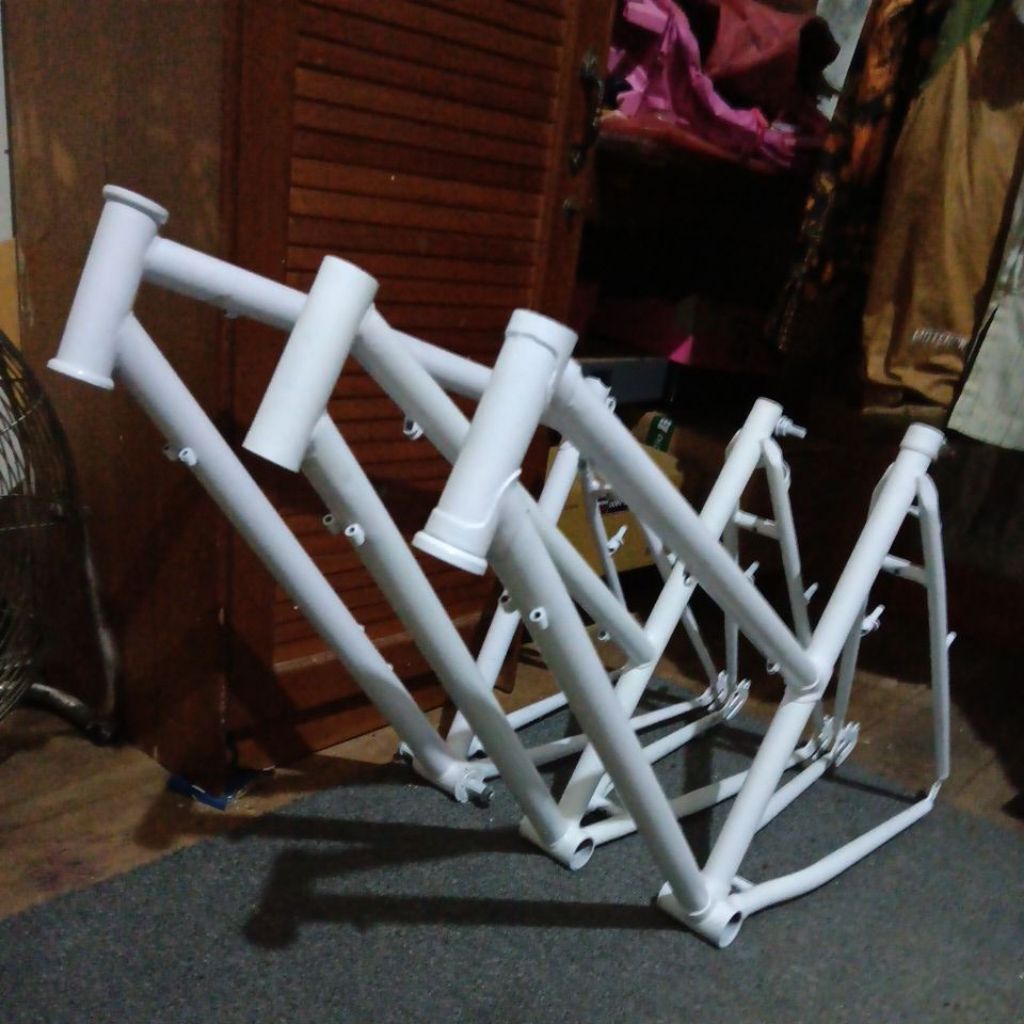 Frame sepeda 26" cat dasar putih mtb gowes