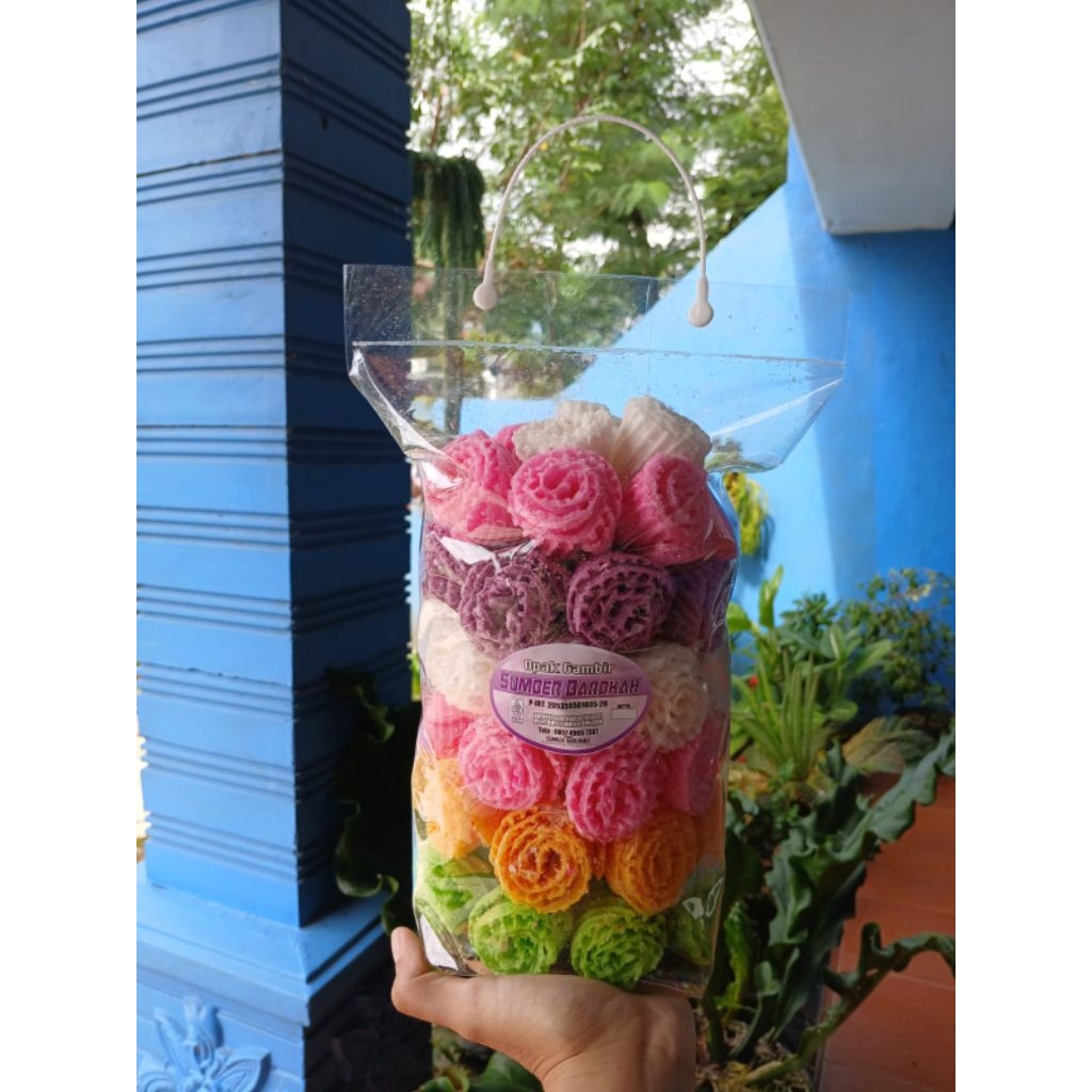 Opak Gambir Warna-Warni dengan Cita Rasa Tradisional Khas Blitar