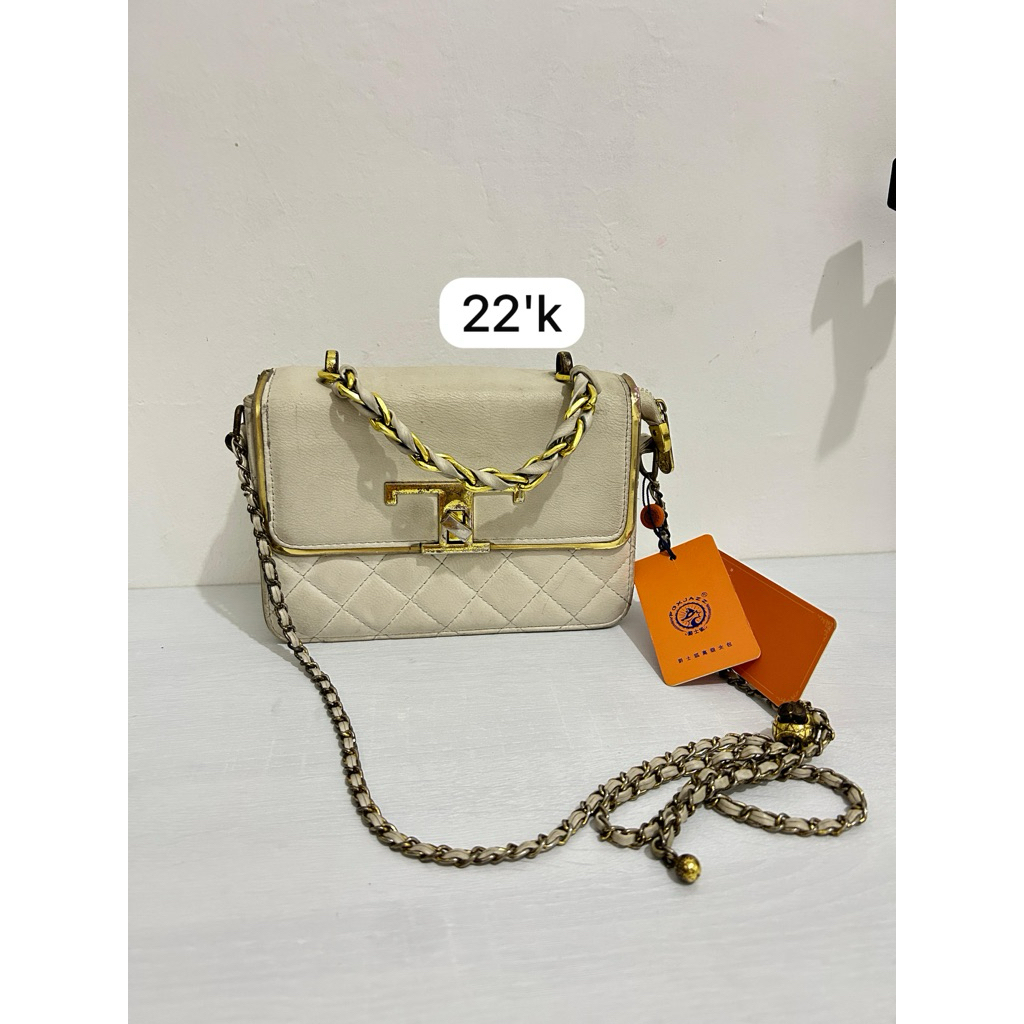 tas selempang warna cream