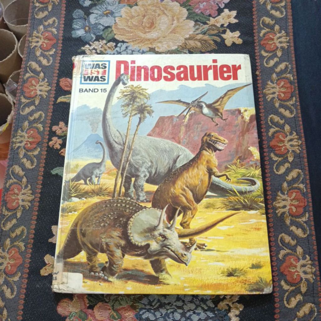 buku anak anak bahasa Jerman dinosaurier