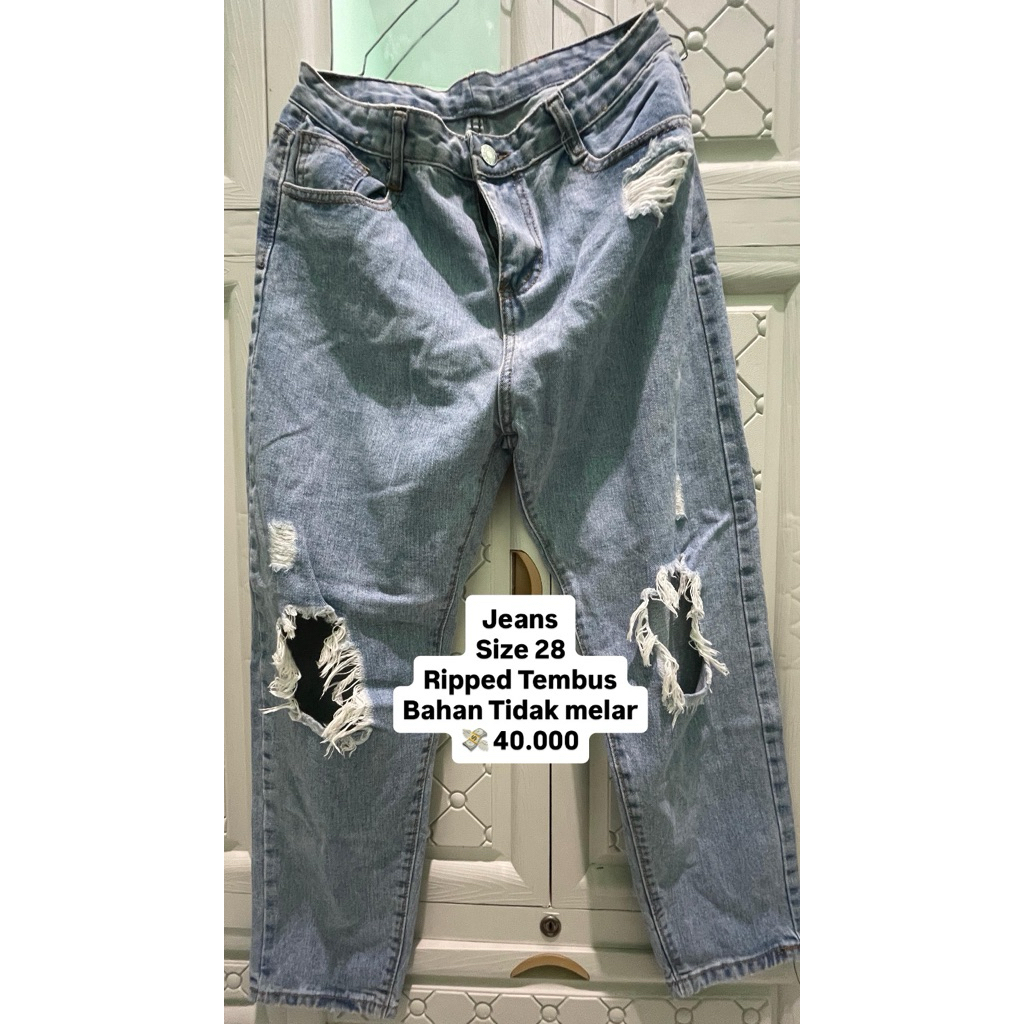 Preloved Celana Jeans Ripped