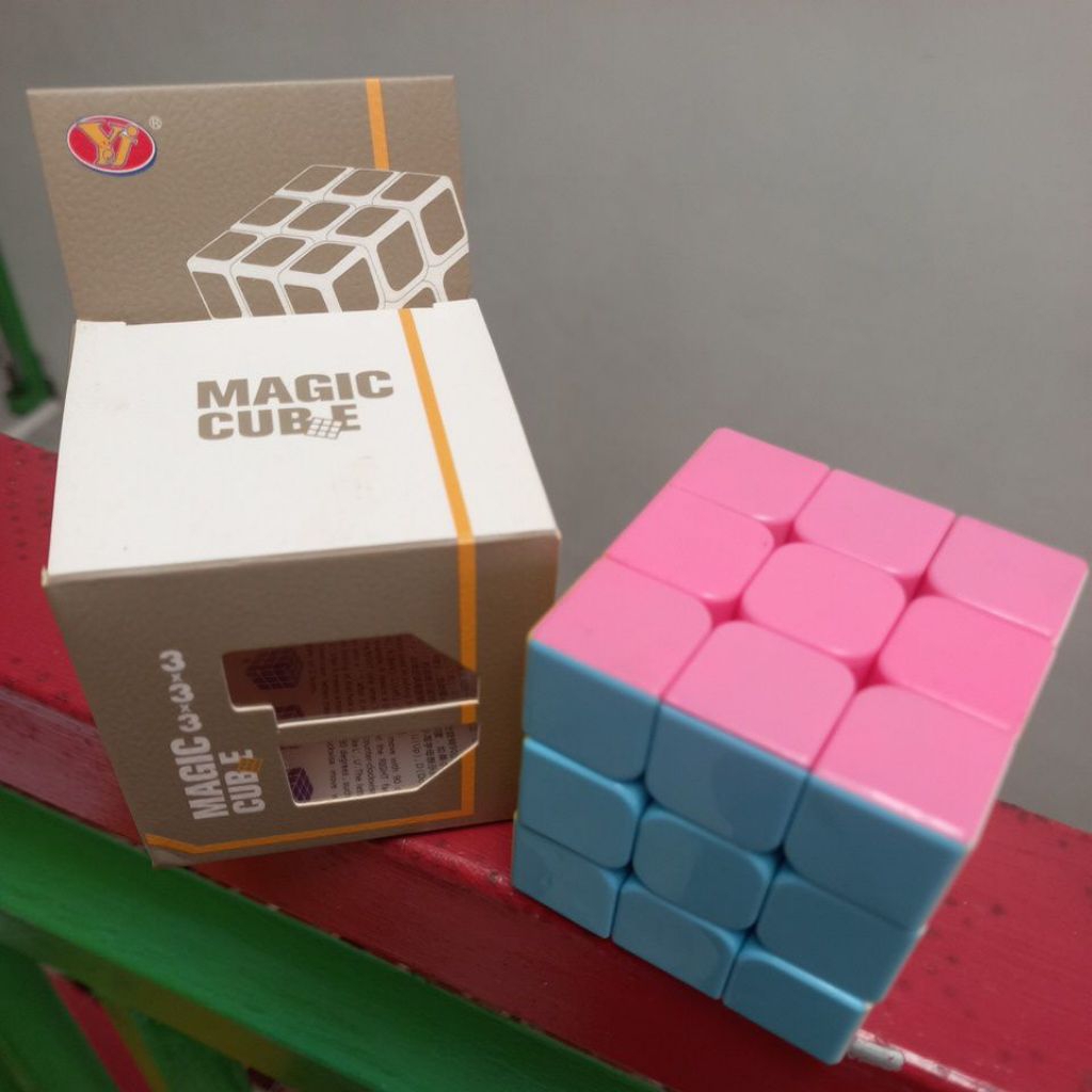 Mainan Kubus Rubik 3 x 3 Ori Asli Original