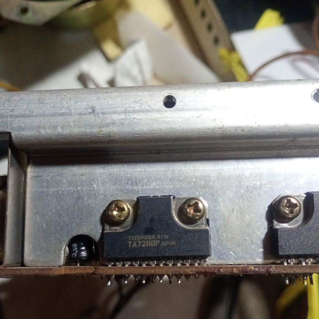 IC TA 7280 P Japan cabutan ORI dari tape mobil jadul IC lulus uji aman normal di jual per 1 biji IC 