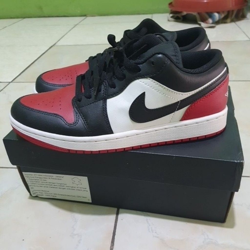 AIR JORDAN 1 LOW