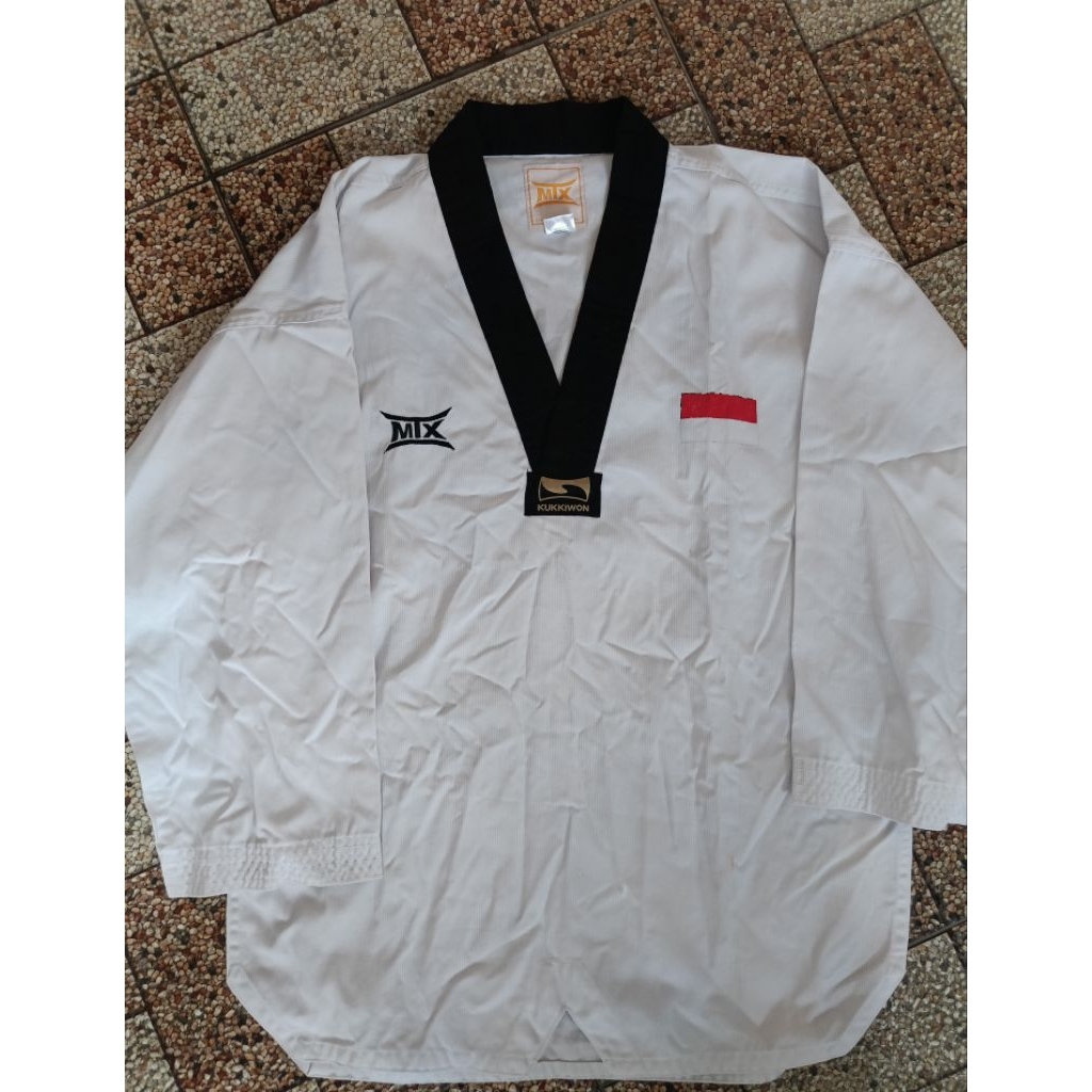 Dobok MTX by Mooto Size 170 / Kukkiwon / Baju Taekwondo