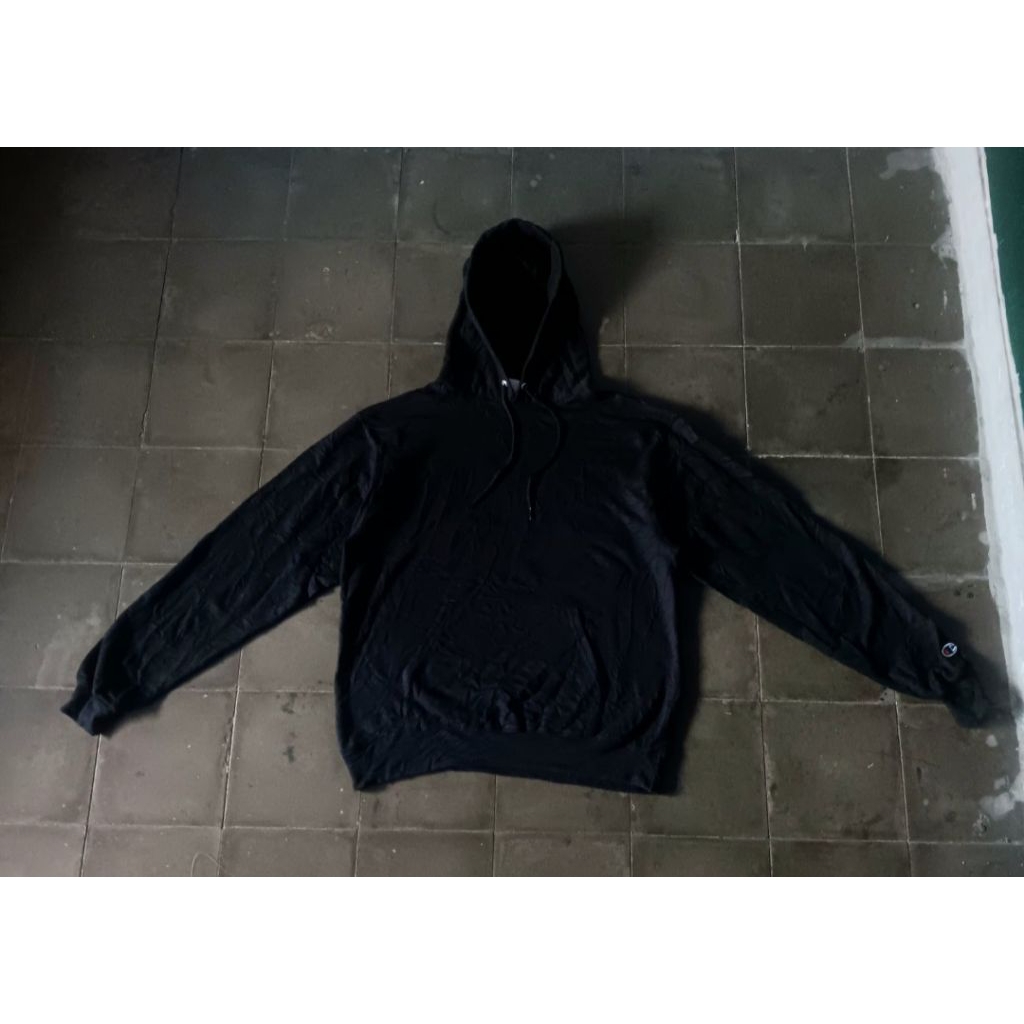 hoodie champion hitam  basic L
