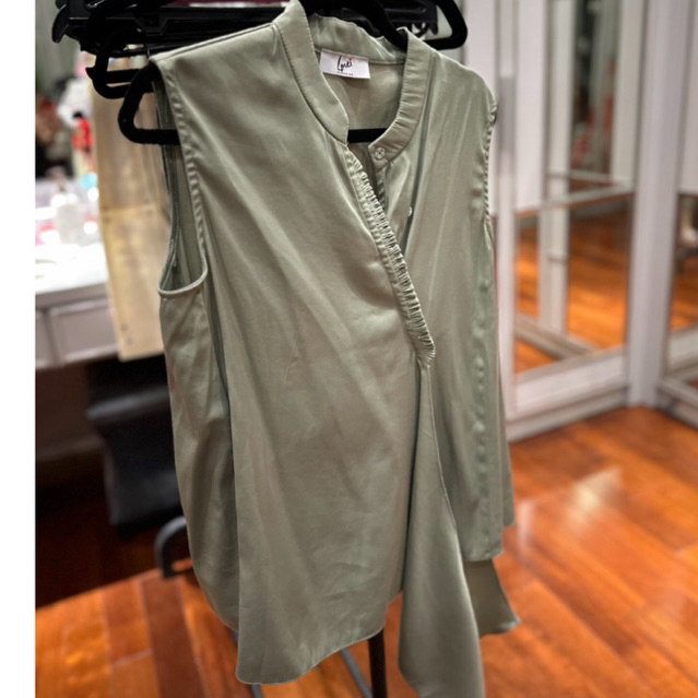 preloved atasan hijau