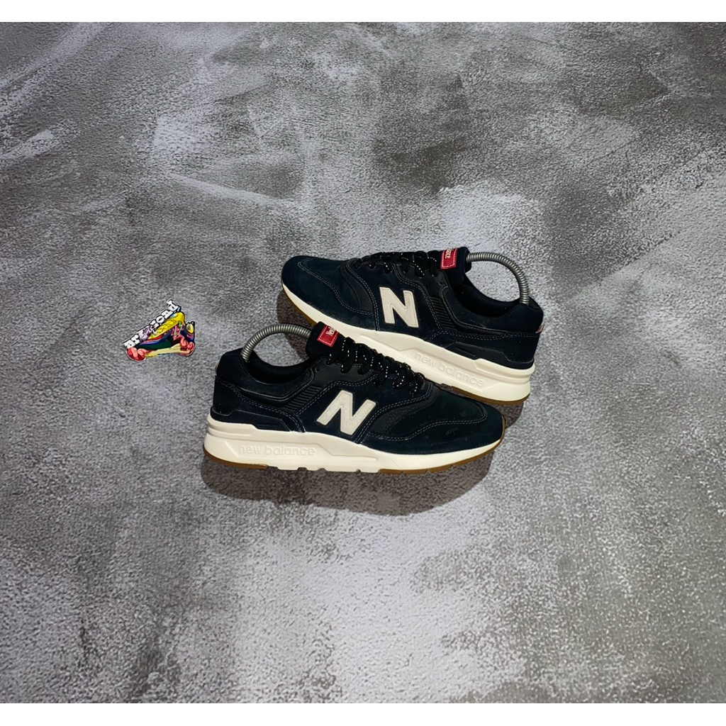 nb 997h black white